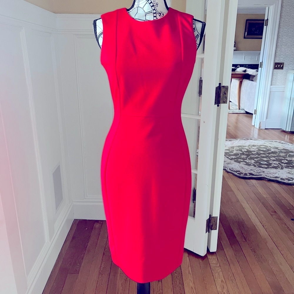 Calvin klein woman’s red dress size 4 sleeveless with gold Zip